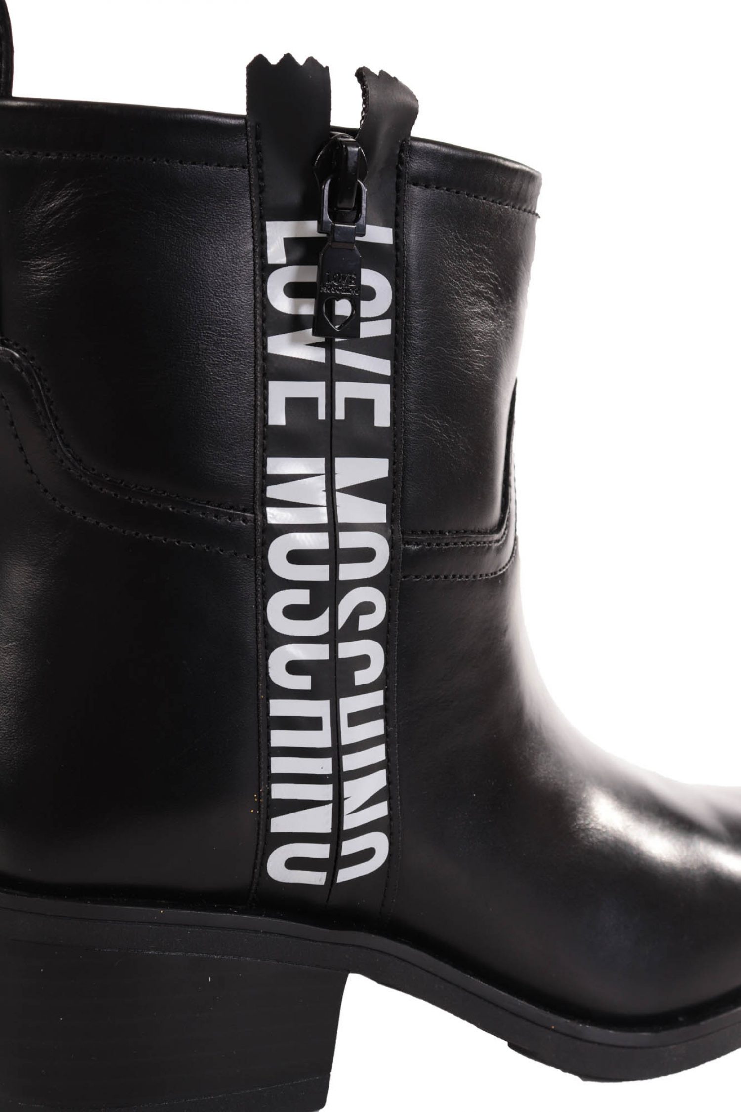 LOVE MOSCHINO ΠΑΠΟΥΤΣΙΑ ΜΠΟΤΑΚΙΑ SCA.NOD.TEXAN050 NAPPA ΜΑΥΡΟ φωτογραφία