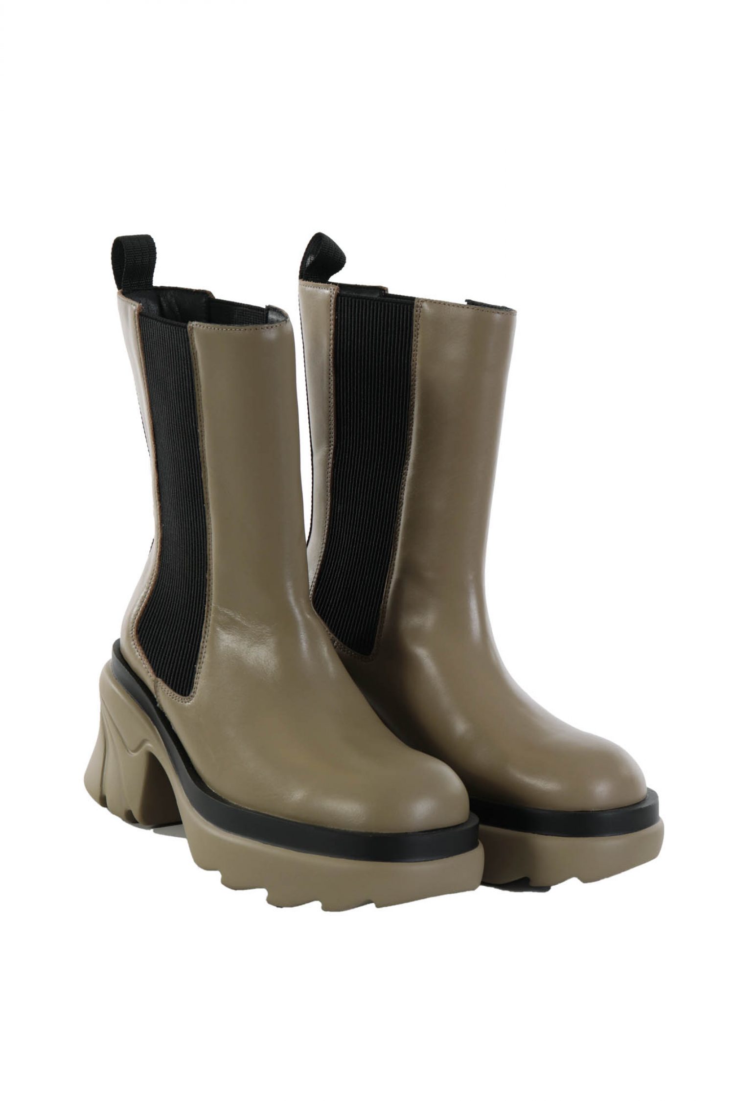 FAVELA ΠΑΠΟΥΤΣΙΑ ΜΠΟΤΑΚΙ SERENE ΧΑΚΙ