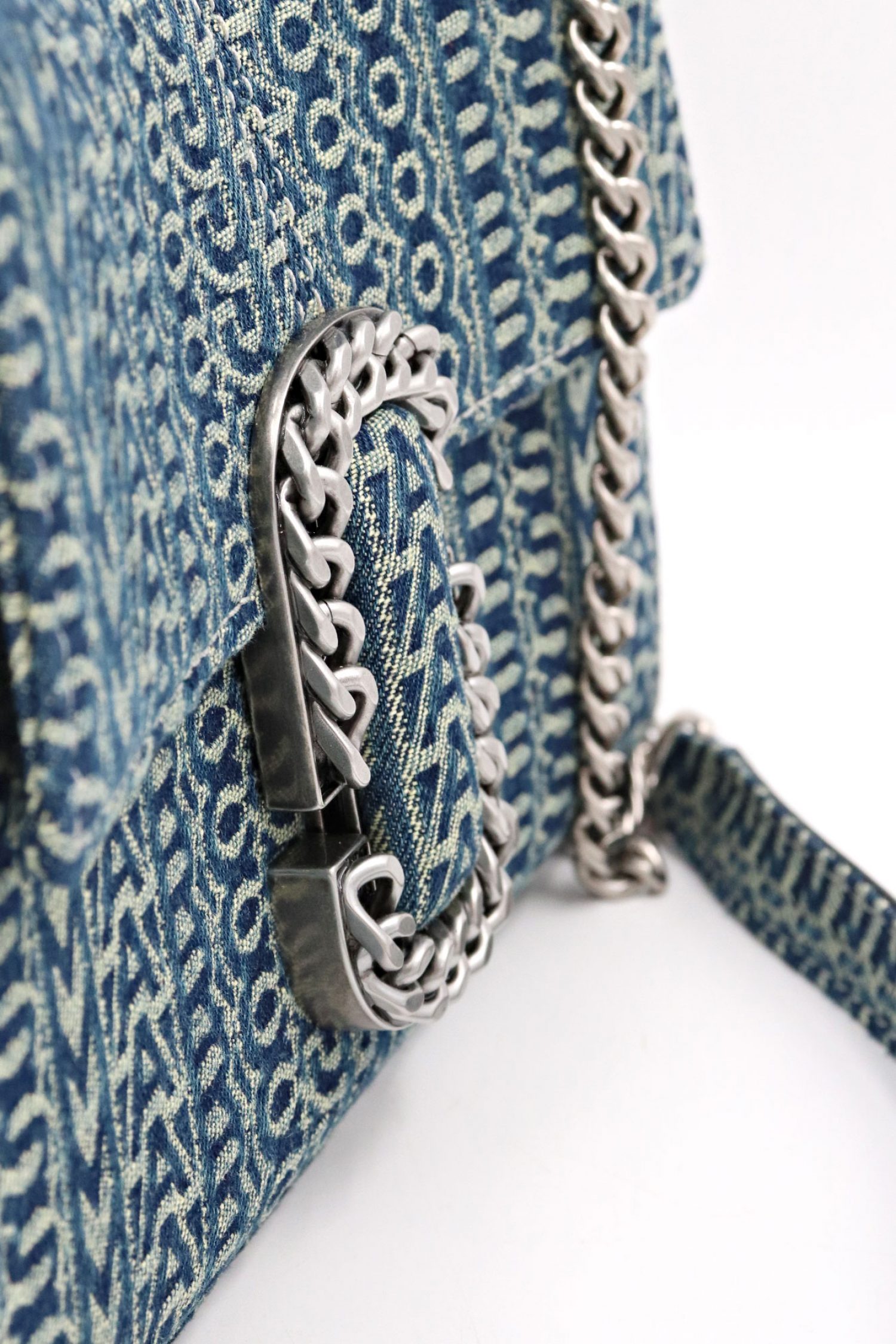 MARC JACOBS ΤΣΑΝΤΑΚΙ CROSS BODY/ΧΕΙΡΟΣ TOP HANDLE ΑΛΥΣΙΔΑ ALL OVER LOGO DENIM ΜΠΛΕ/ΜΠΕΖ