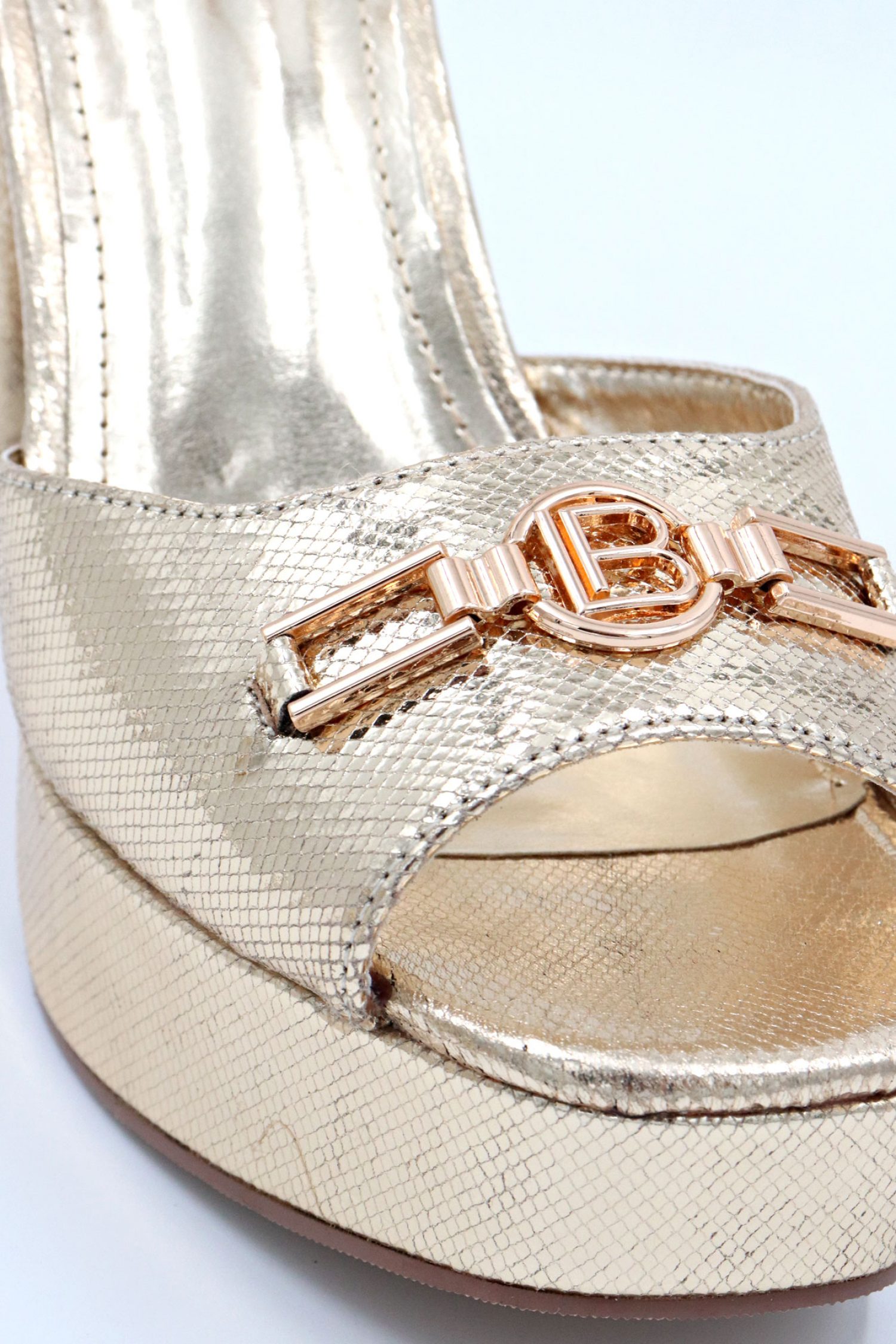 LAURA BIAGIOTTI ΠΑΠΟΥΤΣΙΑ ΠΕΔΙΛΑ ΑΓΚΡΑΦΑ LOGO ΧΡΥΣΟ φωτογραφία