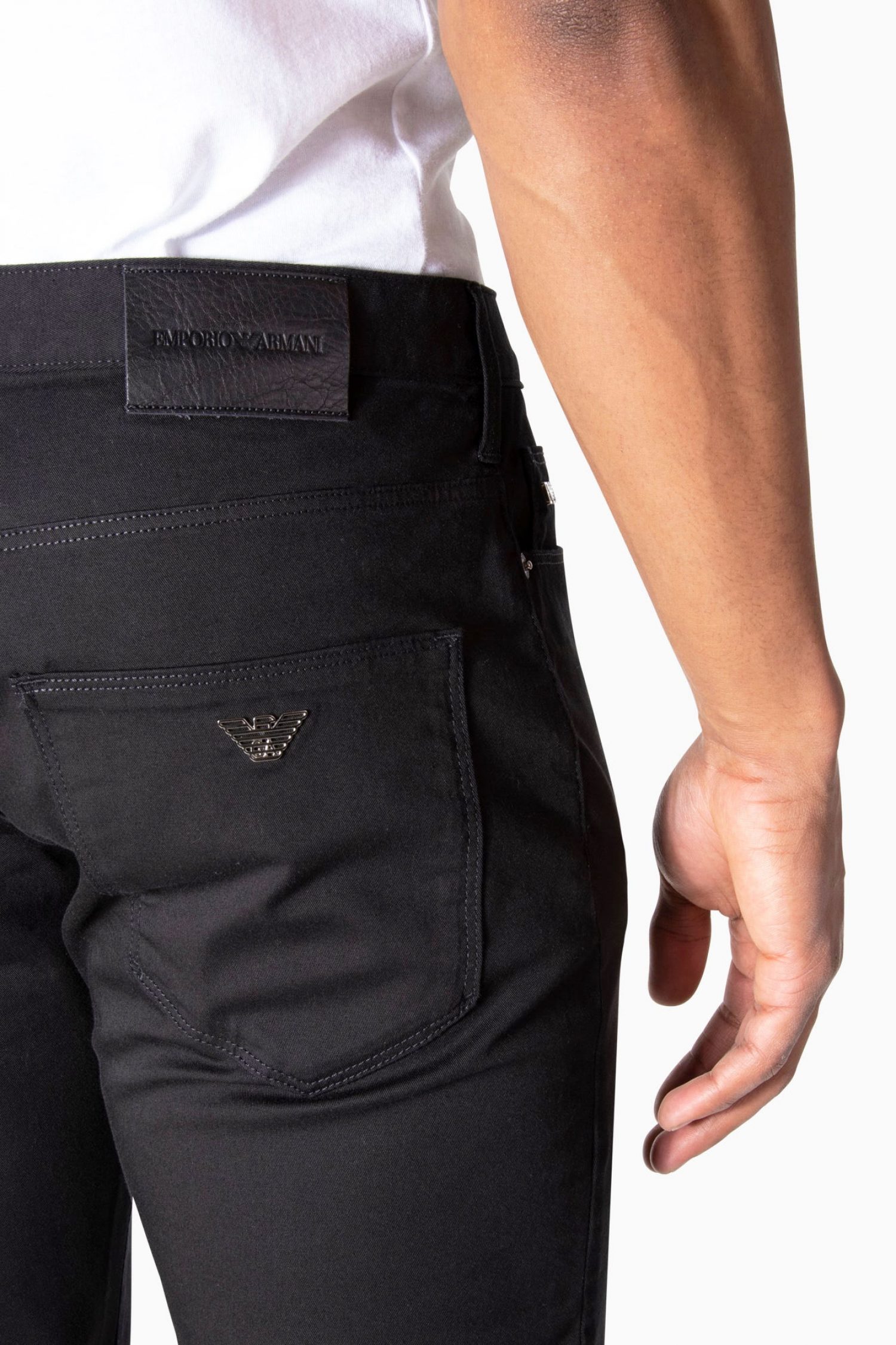 EMPORIO ARMANI ΠΑΝΤΕΛΟΝΙ JEANS J06 SLIM FIT ΜΑΥΡΟ φωτογραφία