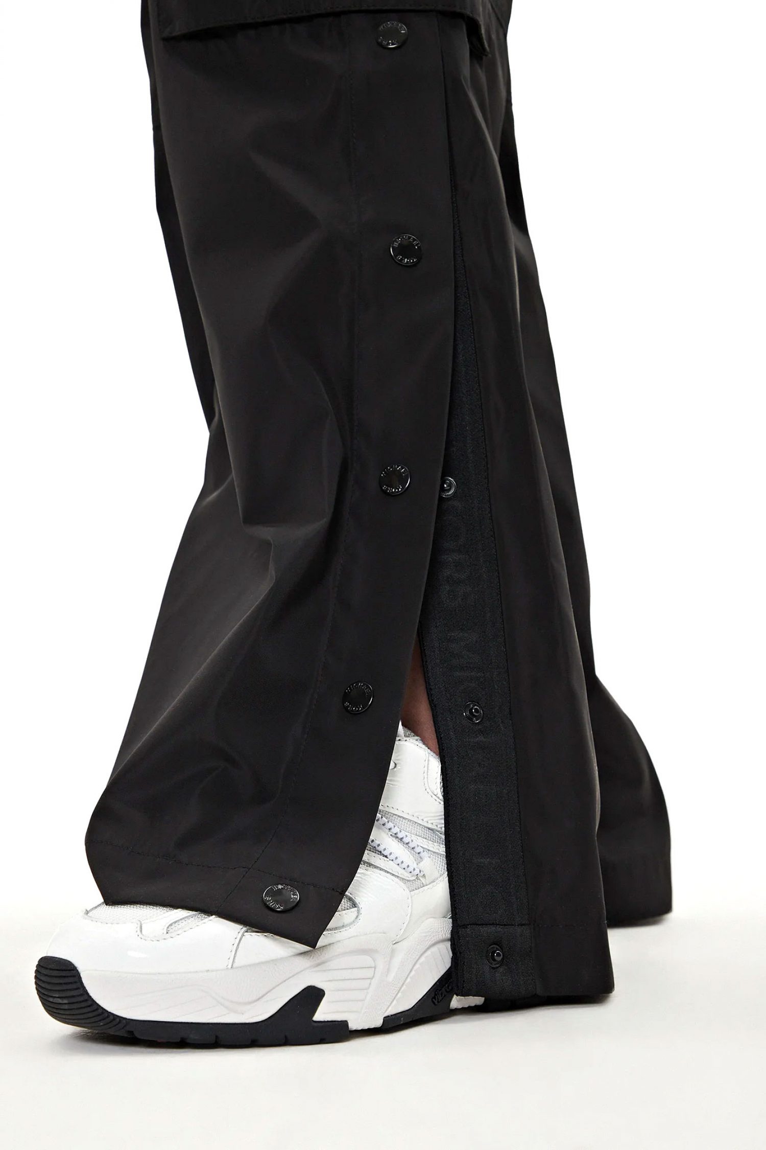 MICHAEL KORS ΠΑΝΤΕΛΟΝΙ OUTERWEAR WIDE CARGO ΑΔΙΑBROXO ΜΑΥΡΟ