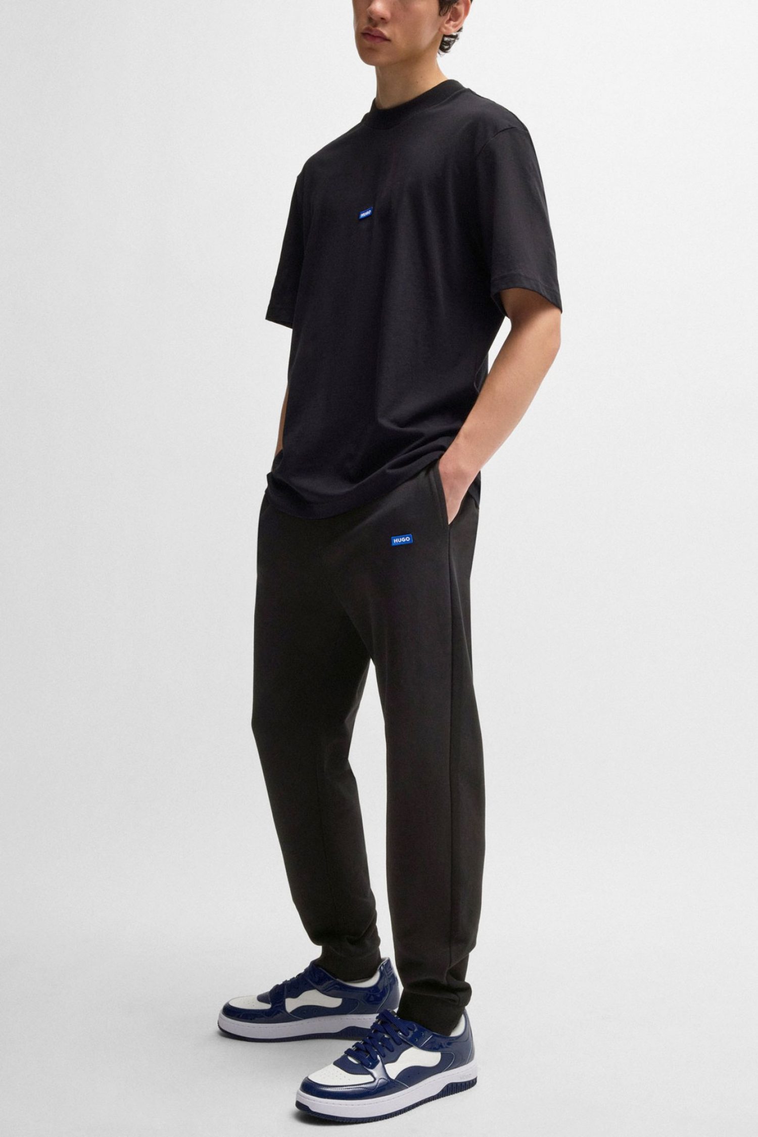 HUGO BLUE ΠΑΝΤΕΛΟΝΙ ΦΟΡΜΑ NAPIN ΜΑΥΡΟ