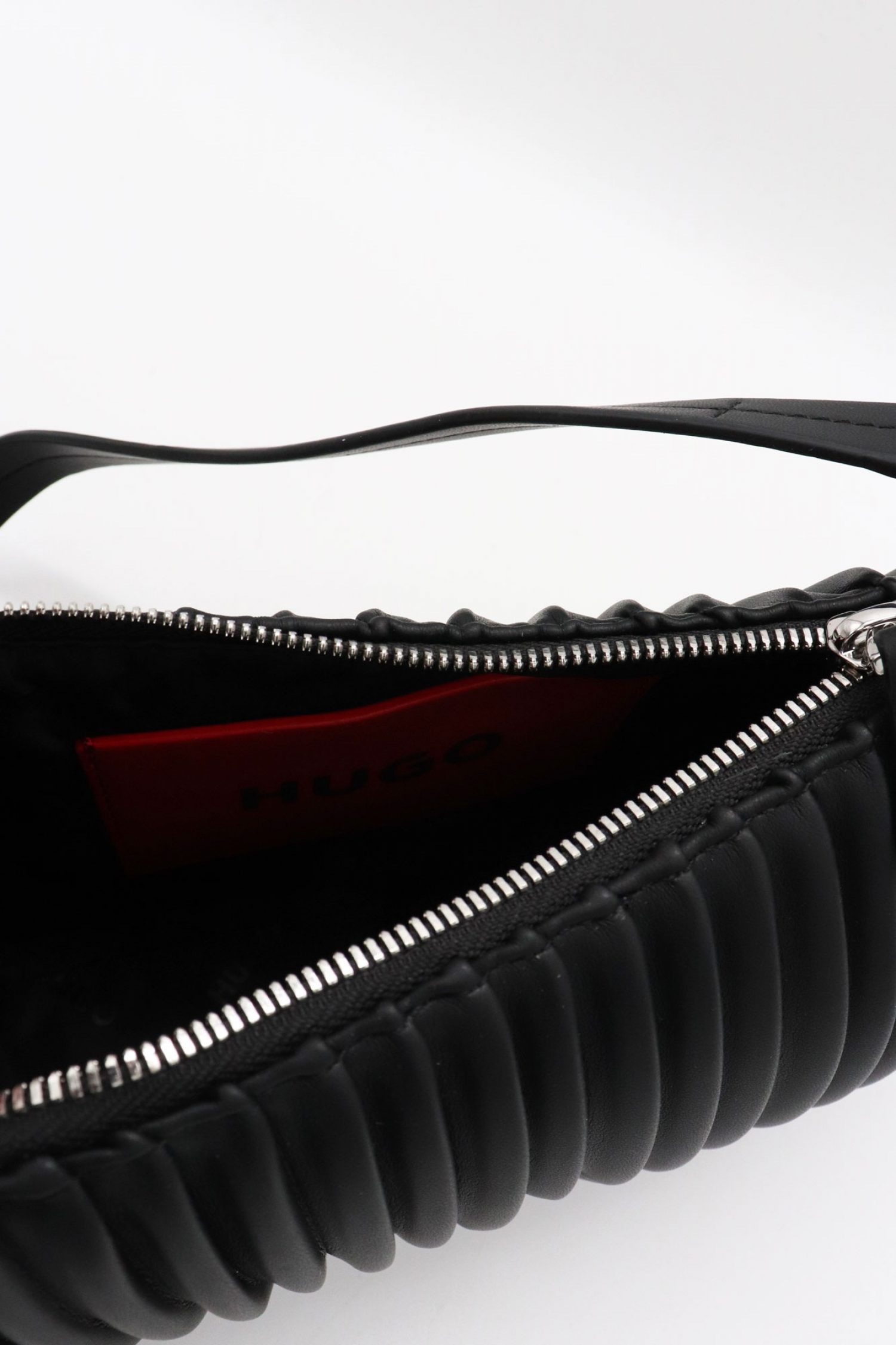 HUGO ΤΣΑΝΤΑ ΩΜΟΥ CHRIS SM HOBO-PLISSE LOGO ΜΑΥΡΟ