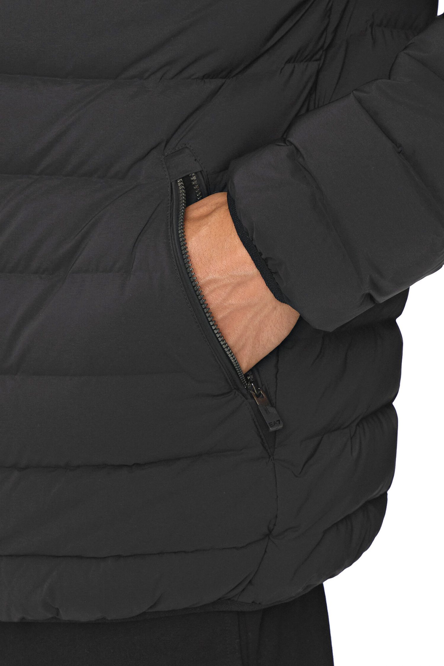 ARMANI 7 ΜΠΟΥΦΑΝ ΦΟΥΣΚΩΤΟ LOGO ΜΑΥΡΟ