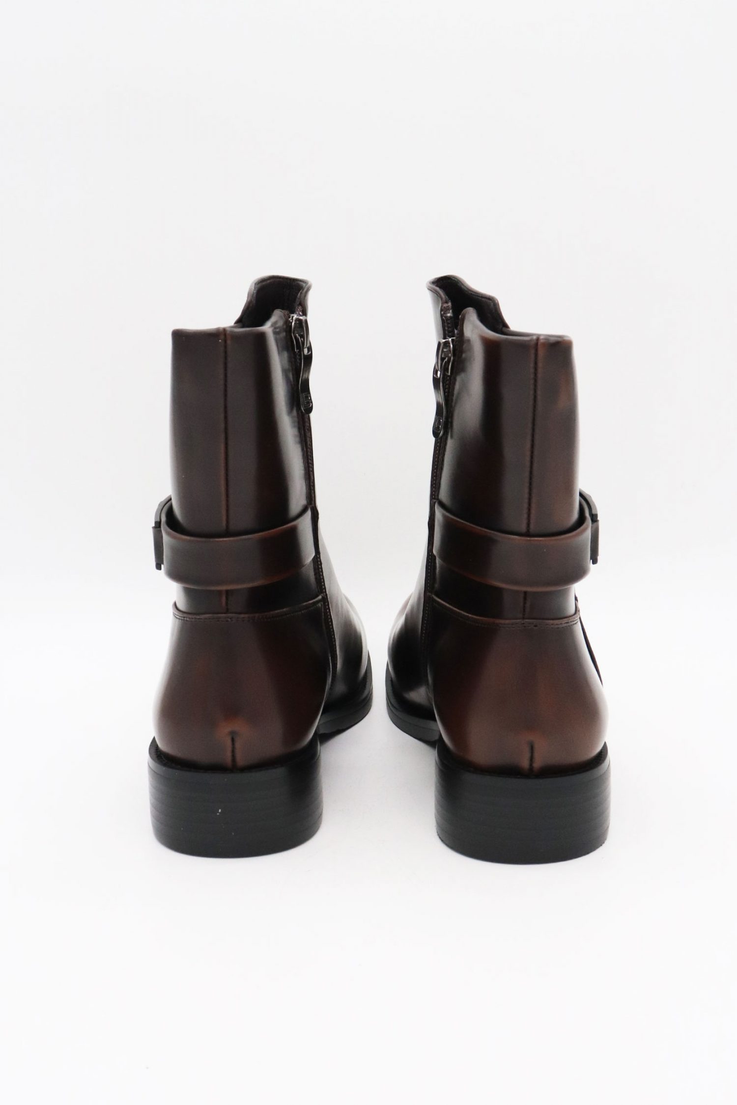 LAURA BIAGIOTTI ΠΑΠΟΥΤΣΙΑ ΜΠΟΤΑΚΙΑ ΦΕΡΜΟΥΑΡ METAΛΛΙΚΟ LOGO ΣΚΟΥΡΟ ΚΑΦΕ