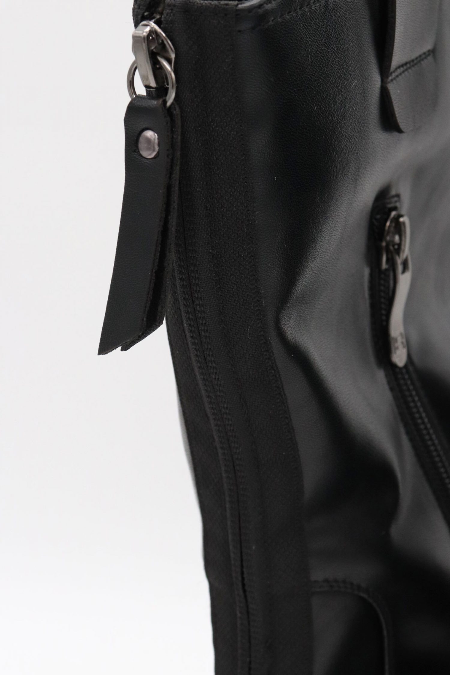 LAURA BIAGIOTTI ΠΑΠΟΥΤΣΙΑ ΜΠΟΤΑΚΙΑ ΦΕΡΜΟΥΑΡ LOGO MAYΡΟ