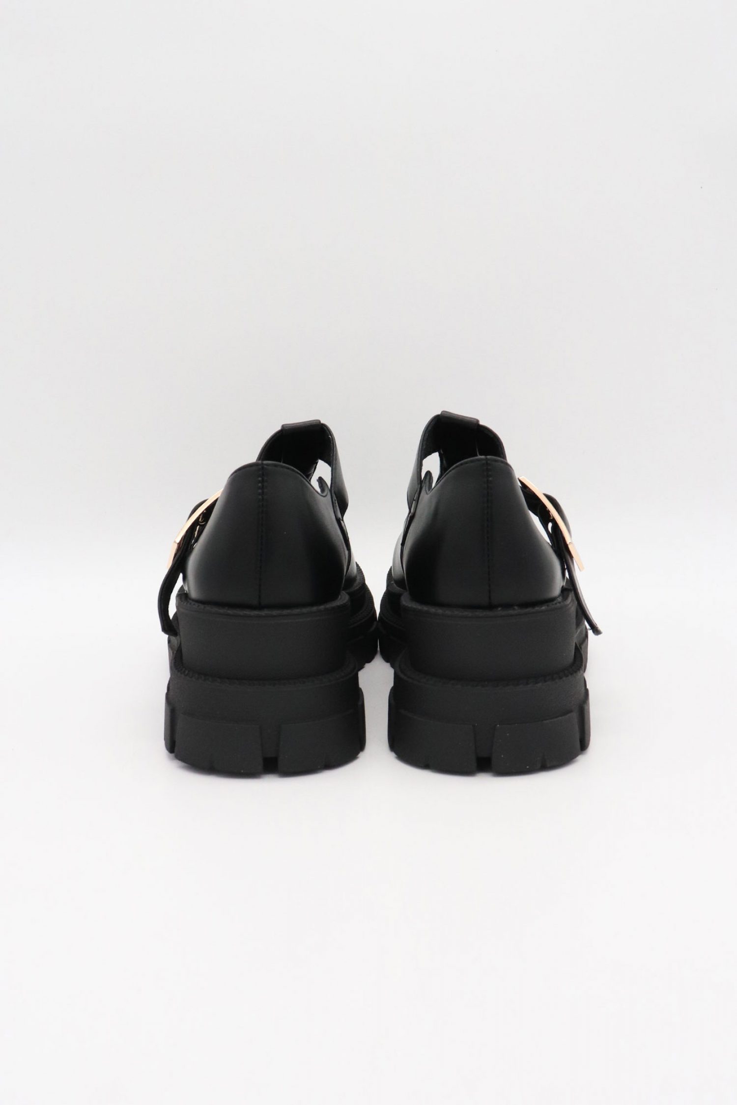 GAI MATTIOLO ΠΑΠΟΥΤΣΙΑ ΜΟΚΑΣΙΝΙΑ ΛΟΥΡΑΚΙ ΜΕΤΑΛΛΙΚΗ ΑΓΚΡΑΦΑ LOGO ΜΑΥΡΟ