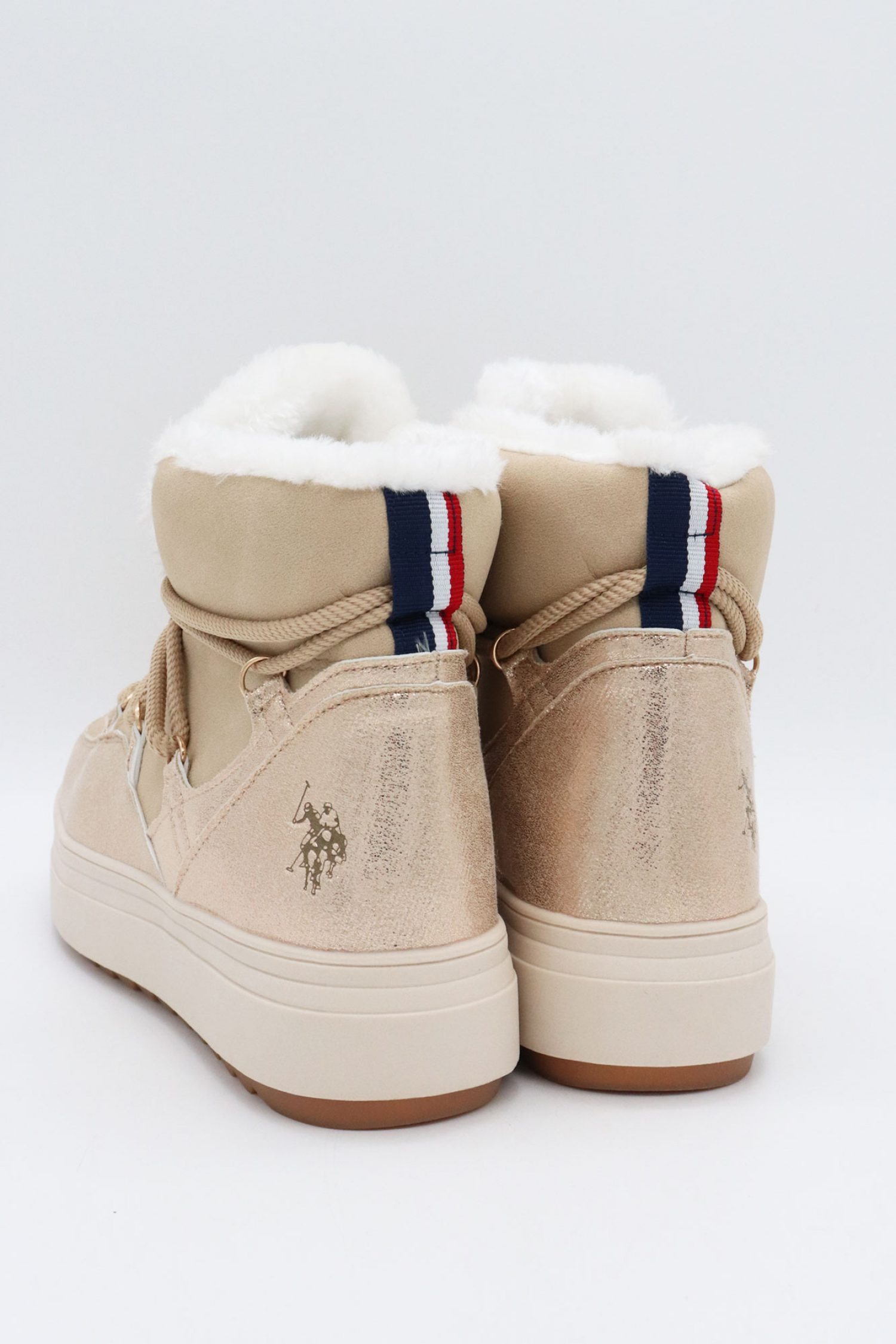 U.S. POLO ASSN. ΠΑΠΟΥΤΣΙΑ MΠΟΤΑΚΙΑ ΓΟΥΝΑ ΕΣΩΤΕΡΙΚΗ LOGO ΜΠΕΖ/ΧΡΥΣΟ