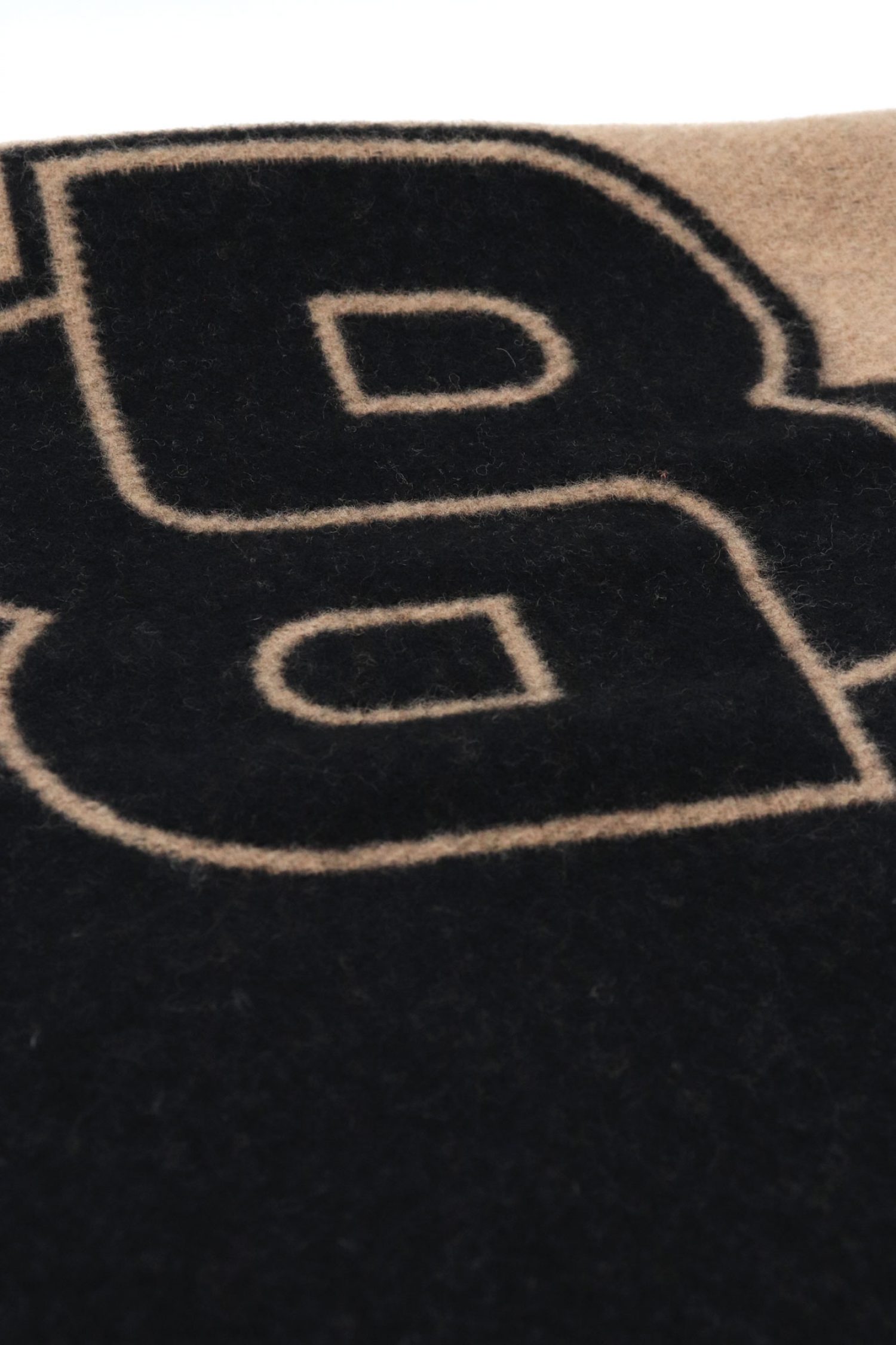 BOSS ΚΑΣΚΩΛ RIKARD 35*180 ΜΠΕΖ φωτογραφία