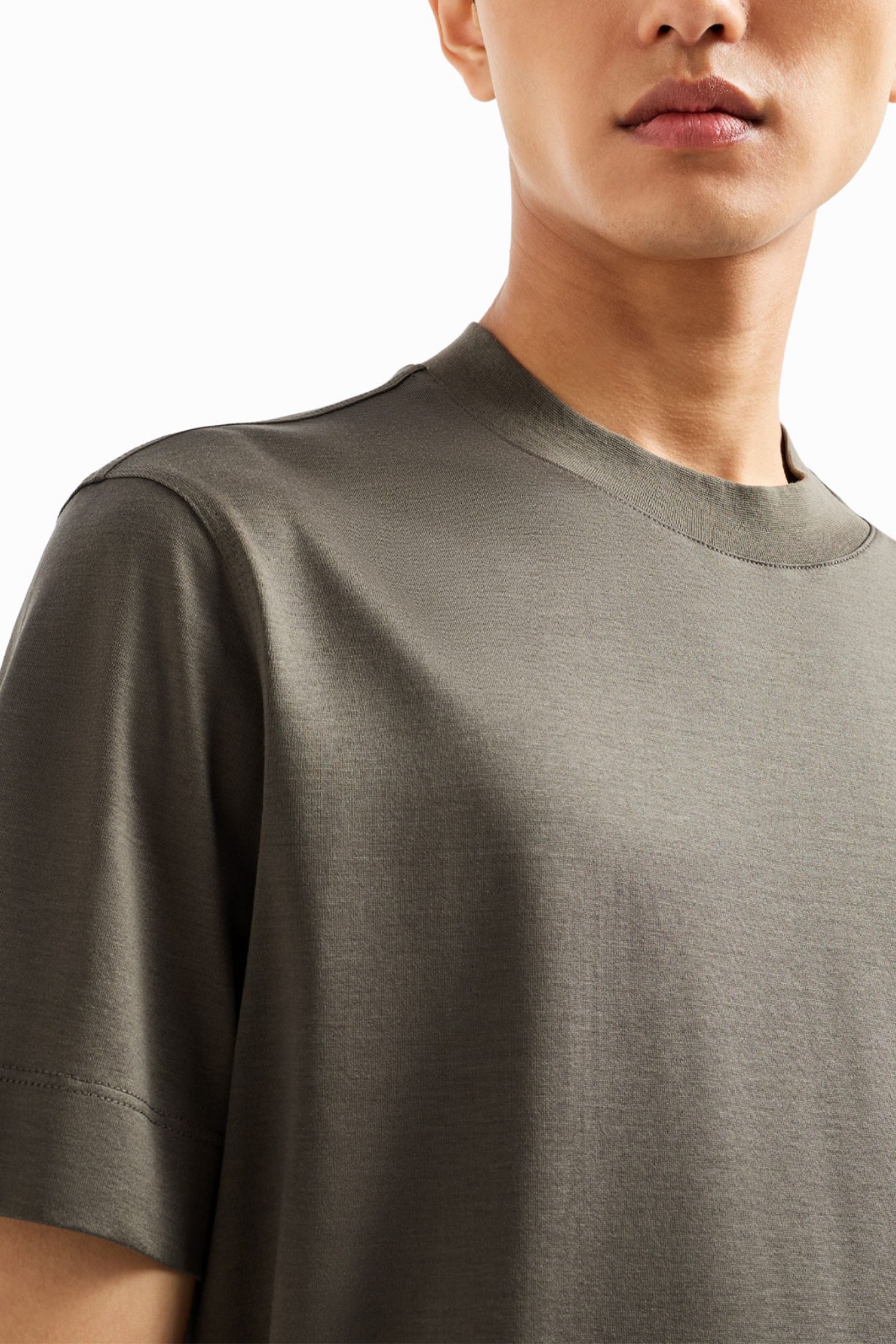 EMPORIO ARMANI T-SHIRT CREW NECK LOGO ΧΑΚΙ φωτογραφία