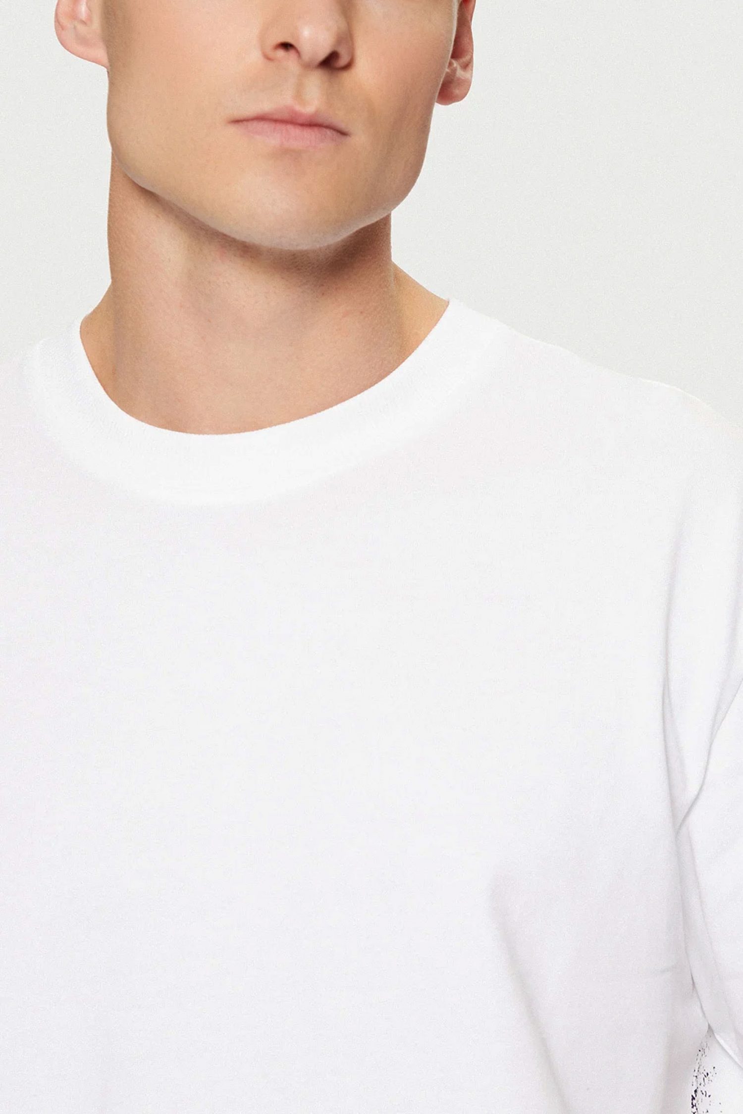 KARL LAGERFELD JEANS T-SHIRT KLJ RELAXED SS KARL TEE ΛΕΥΚΟ φωτογραφία