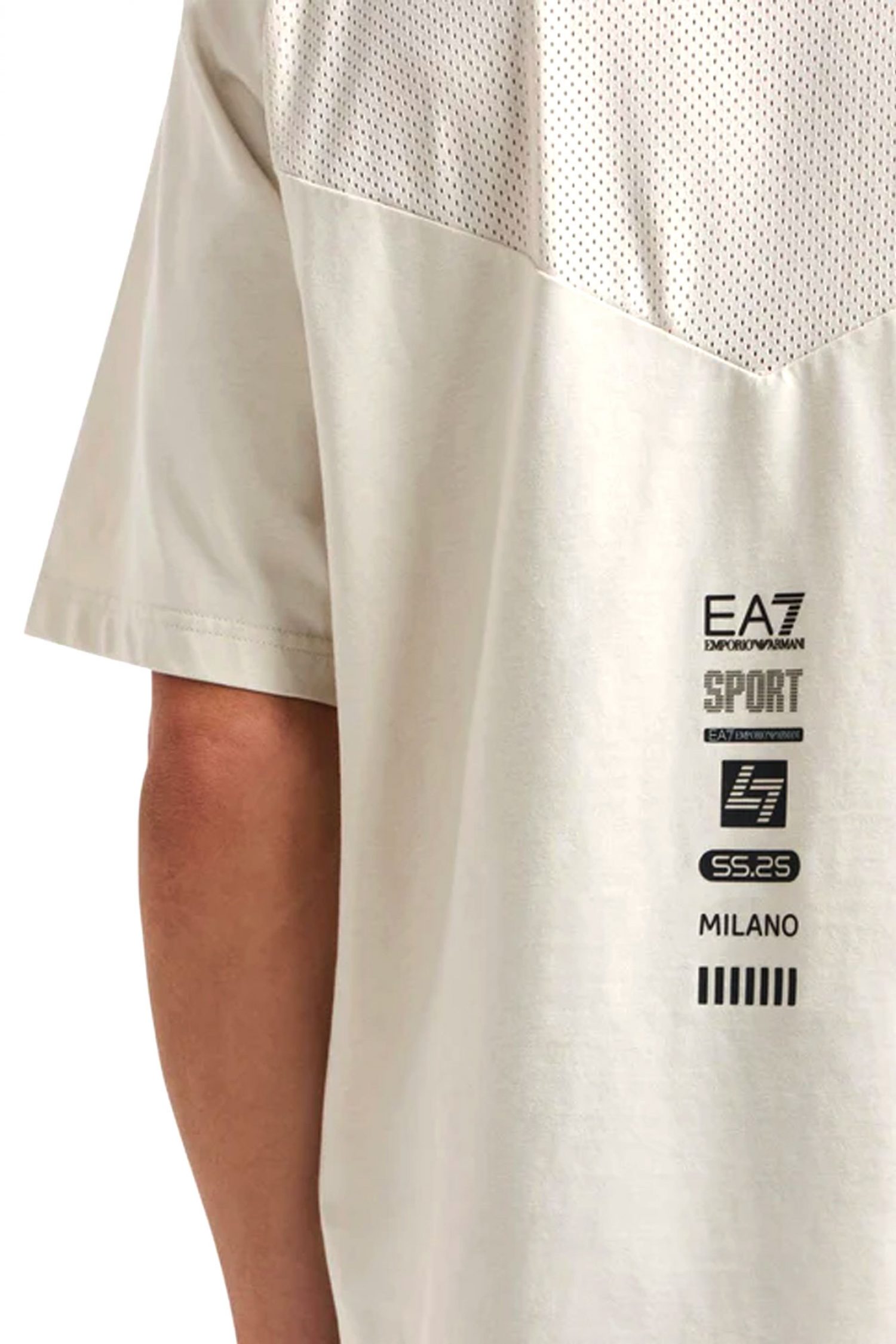 ARMANI 7 T-SHIRT LOGO ΕΚΡΟΥ φωτογραφία