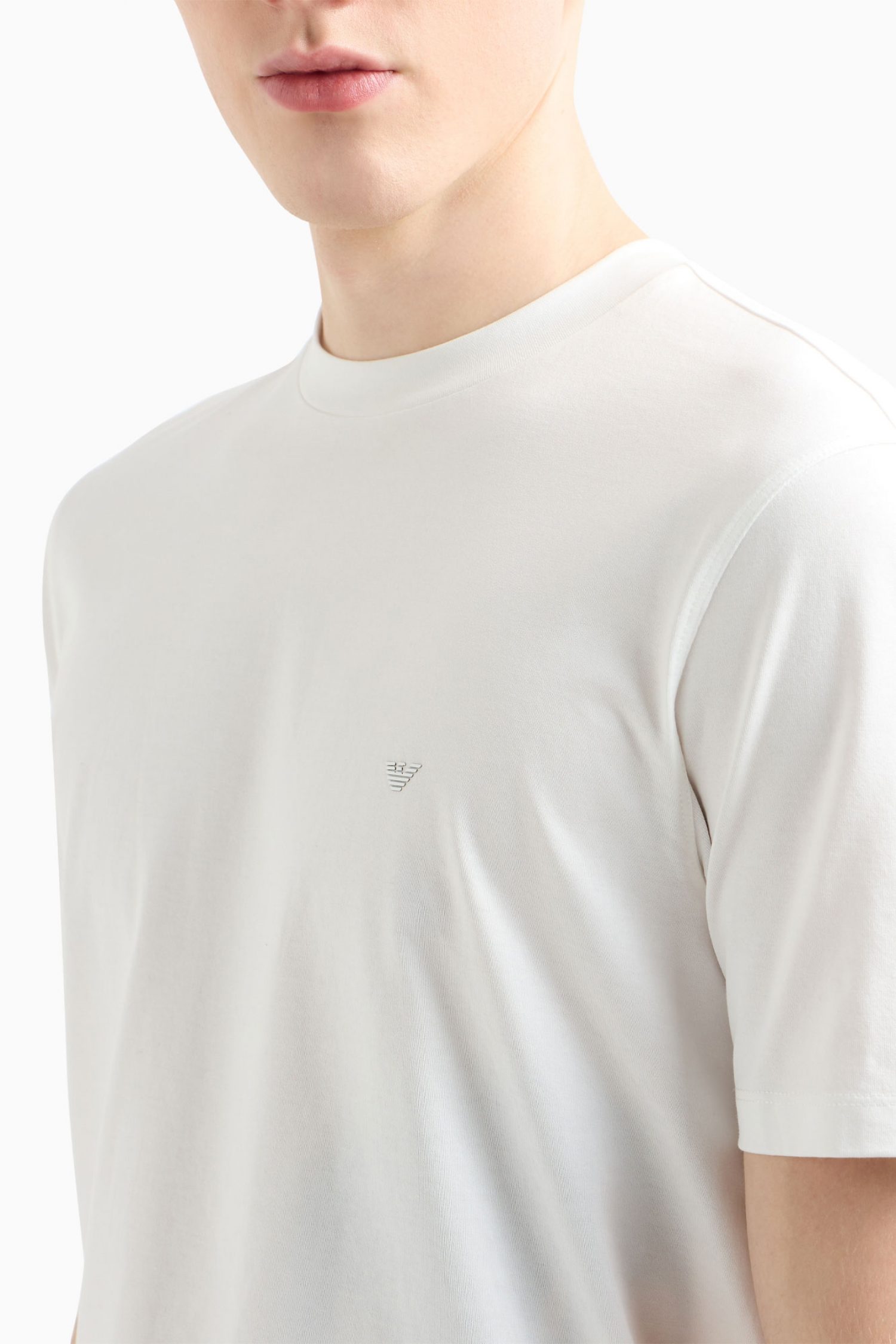 EMPORIO ARMANI T-SHIRT LOGO ΛΕΥΚΟ φωτογραφία