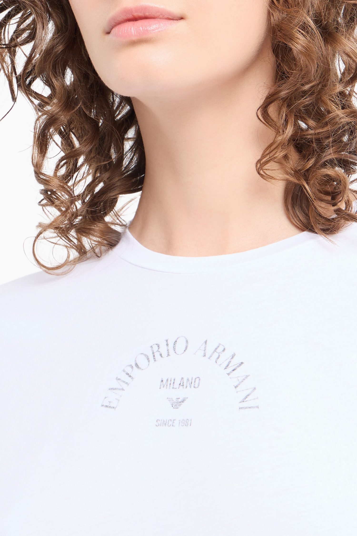 EMPORIO ARMANI T-SHIRT ΑΝΟΙΓΜΑ ΚΑΤΩ LOGO ΛΕΥΚΟ