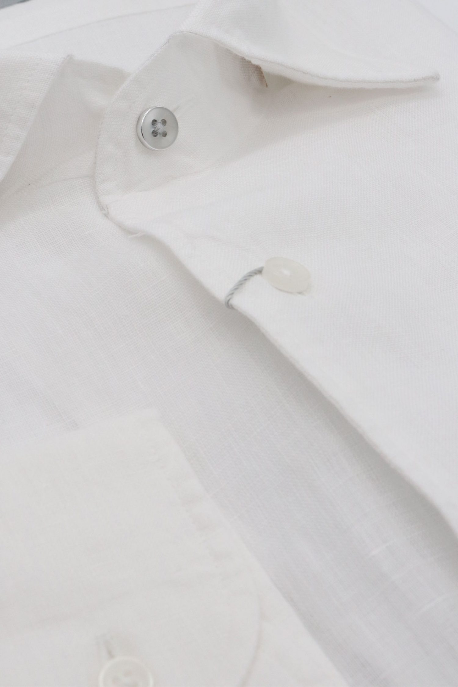 MICHAEL KORS ΠΟΥΚΑΜΙΣΟ SLIM FIT ΛΙΝΟ ΛΕΥΚΟ