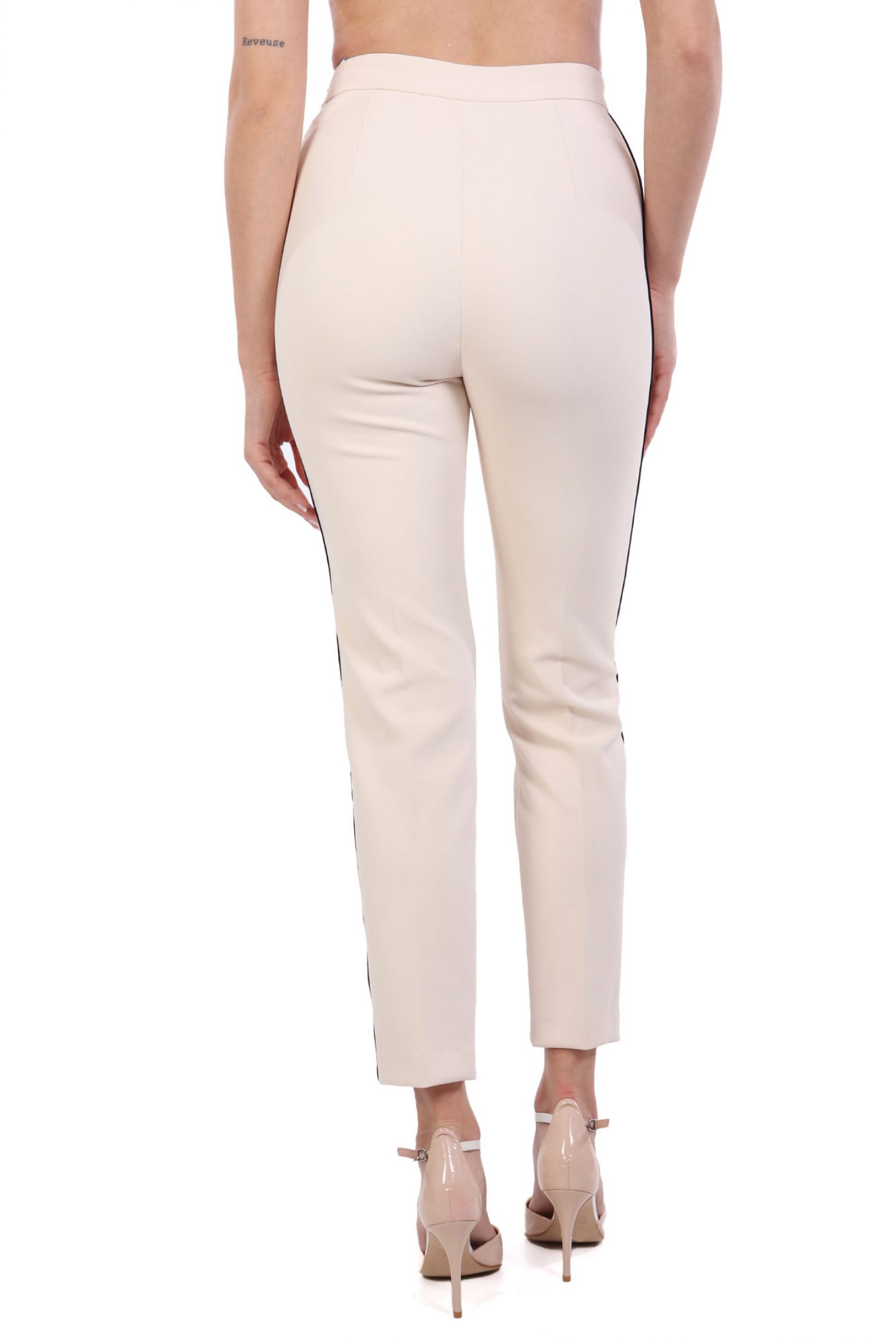 ELISABETTA FRANCHI ΠΑΝΤΕΛΟΝΙ CHINO ΧΡΥΣΕΣ ΛΕΠΤΟΜΕΡΕΙΕΣ LOGO ΜΠΕΖ φωτογραφία