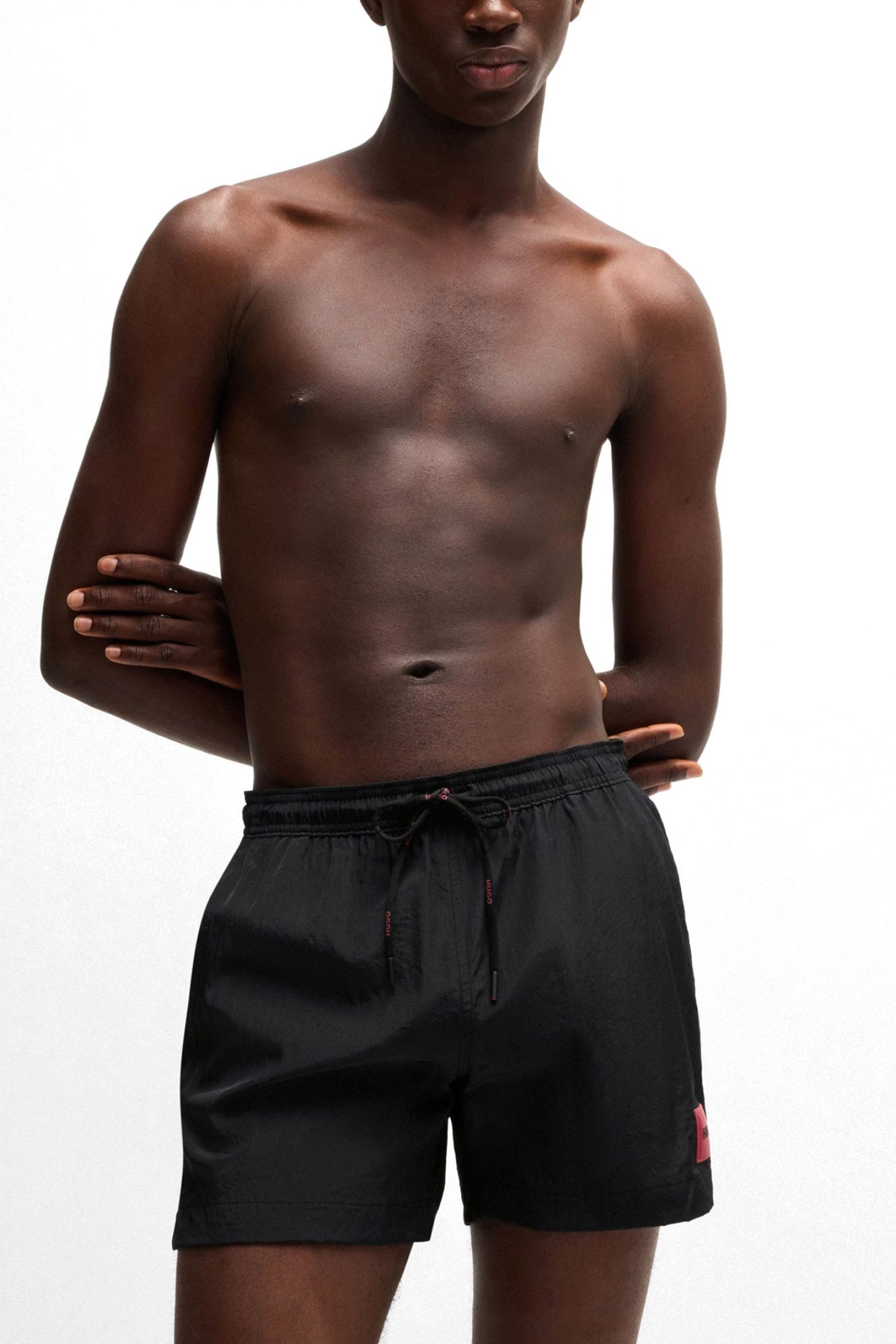 HUGO ΜΑΓΙΩ DOMINICA LOGO ΜΑΥΡΟ