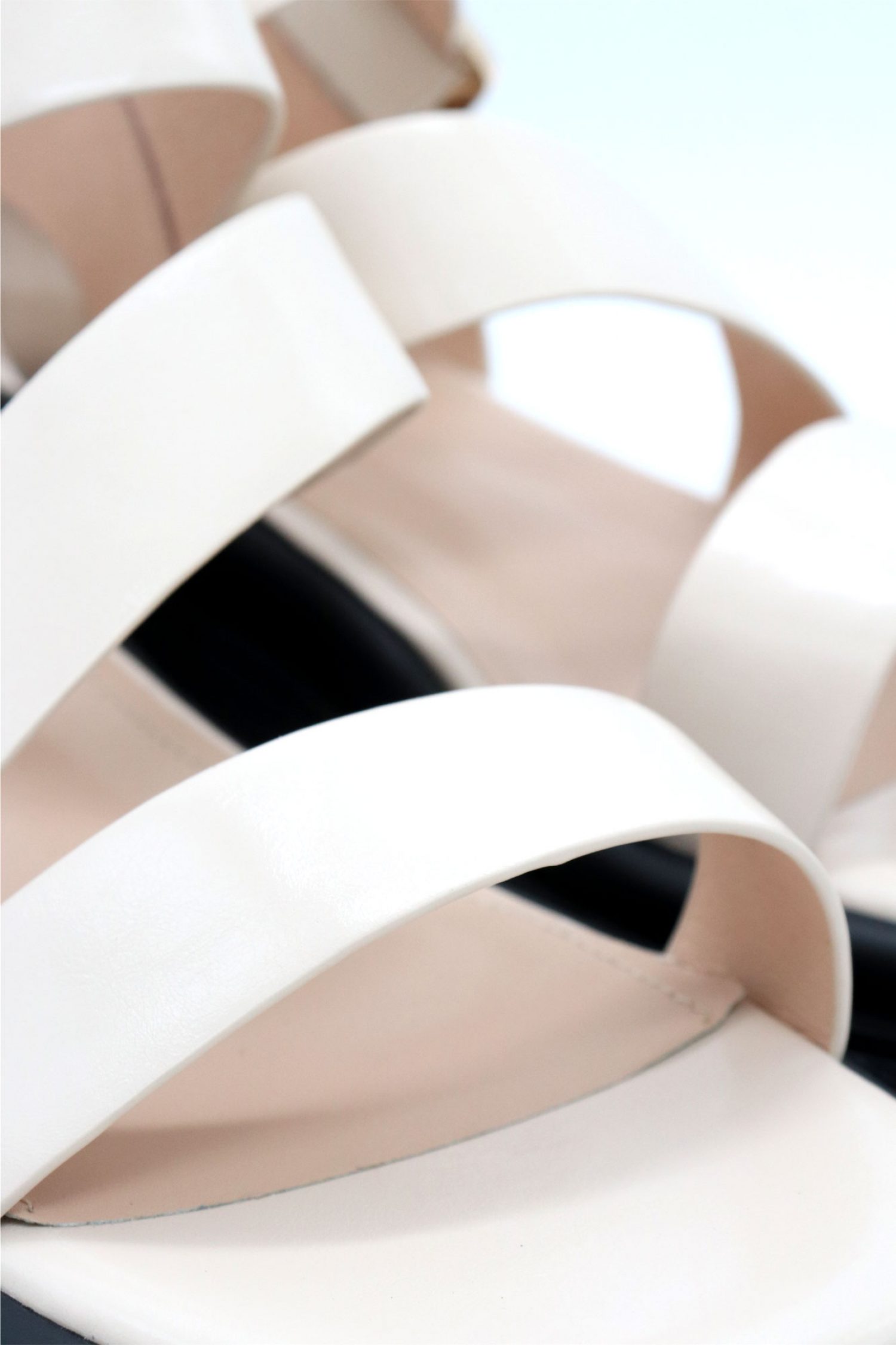 V 19.69 ΠΑΠΟΥΤΣΙΑ ΠΕΔΙΛΑ ΛΟΥΡΑΚΙΑ MΠΕΖ