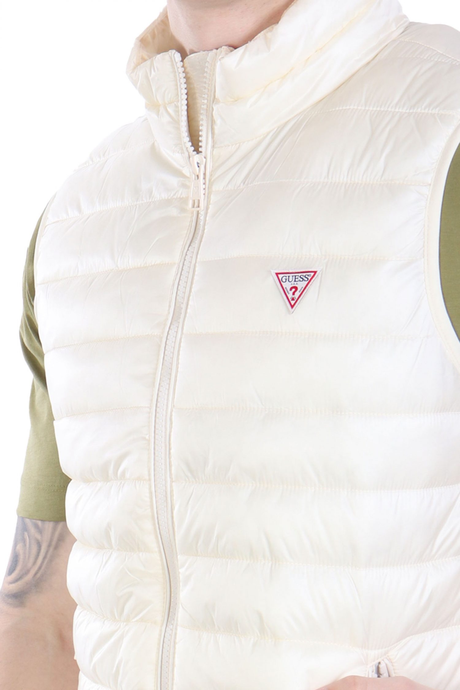 GUESS JEANS ΜΠΟΥΦΑΝ ΑΜΑΝΙΚΟ LOGO ΕΚΡΟΥ