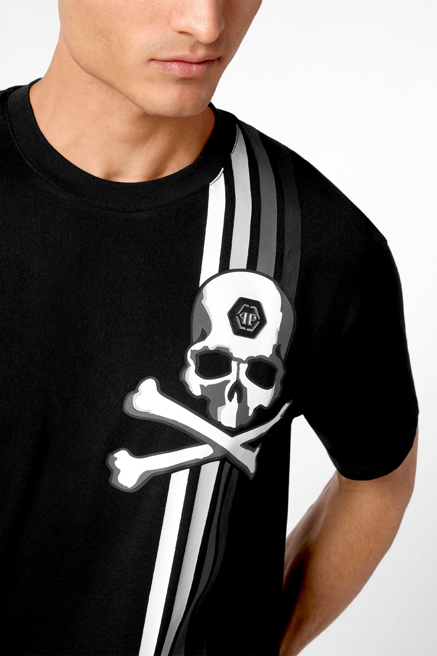 PHILIPP PLEIN T-SHIRT ROUND NECK SS LOGO ΜΑΥΡΟ φωτογραφία