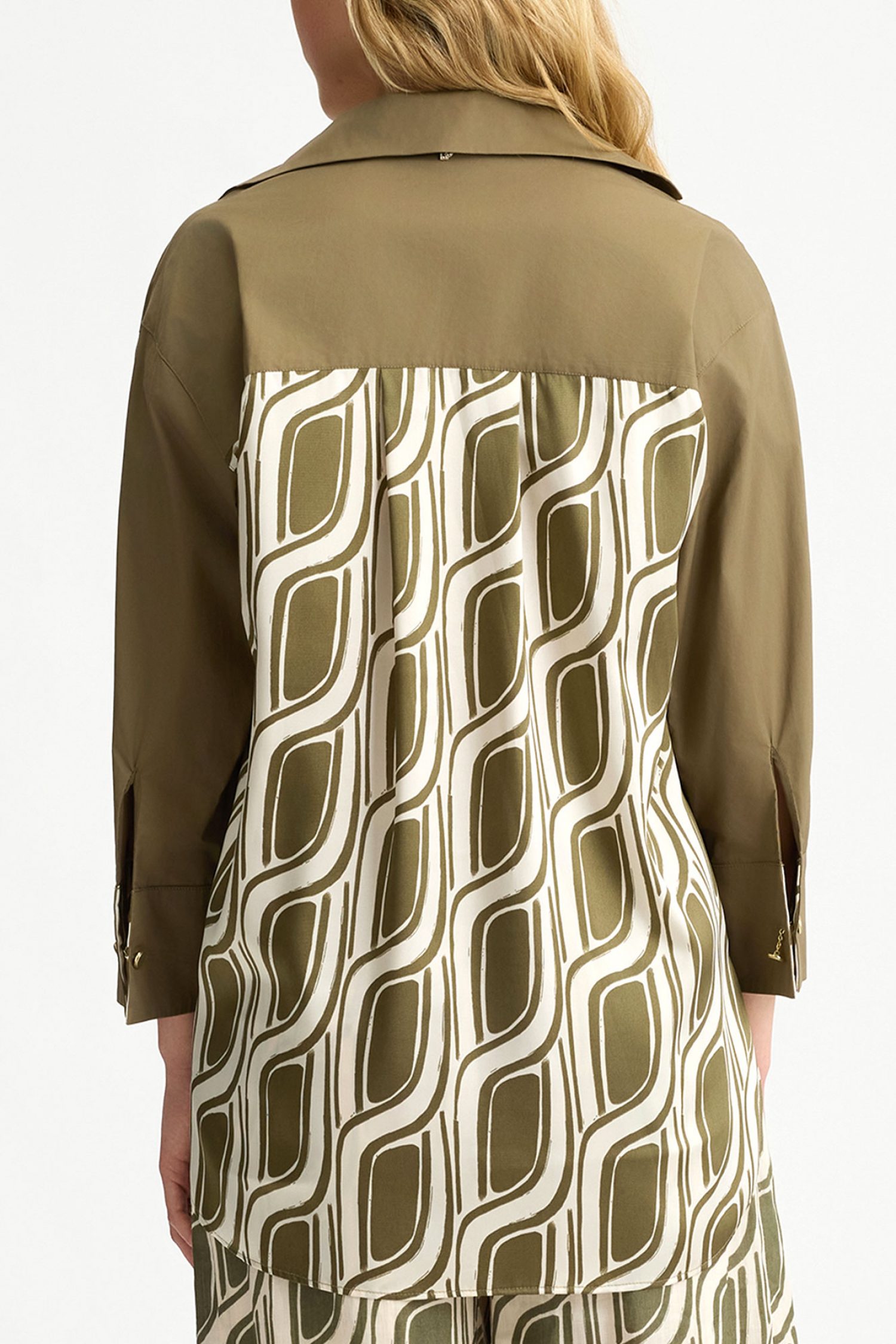 LIU -JO ΠΟΥΚΑΜΙΣΟ ΕΜΠΡΙΜΕ ΠΙΣΩ ΧΑΚΙ φωτογραφία