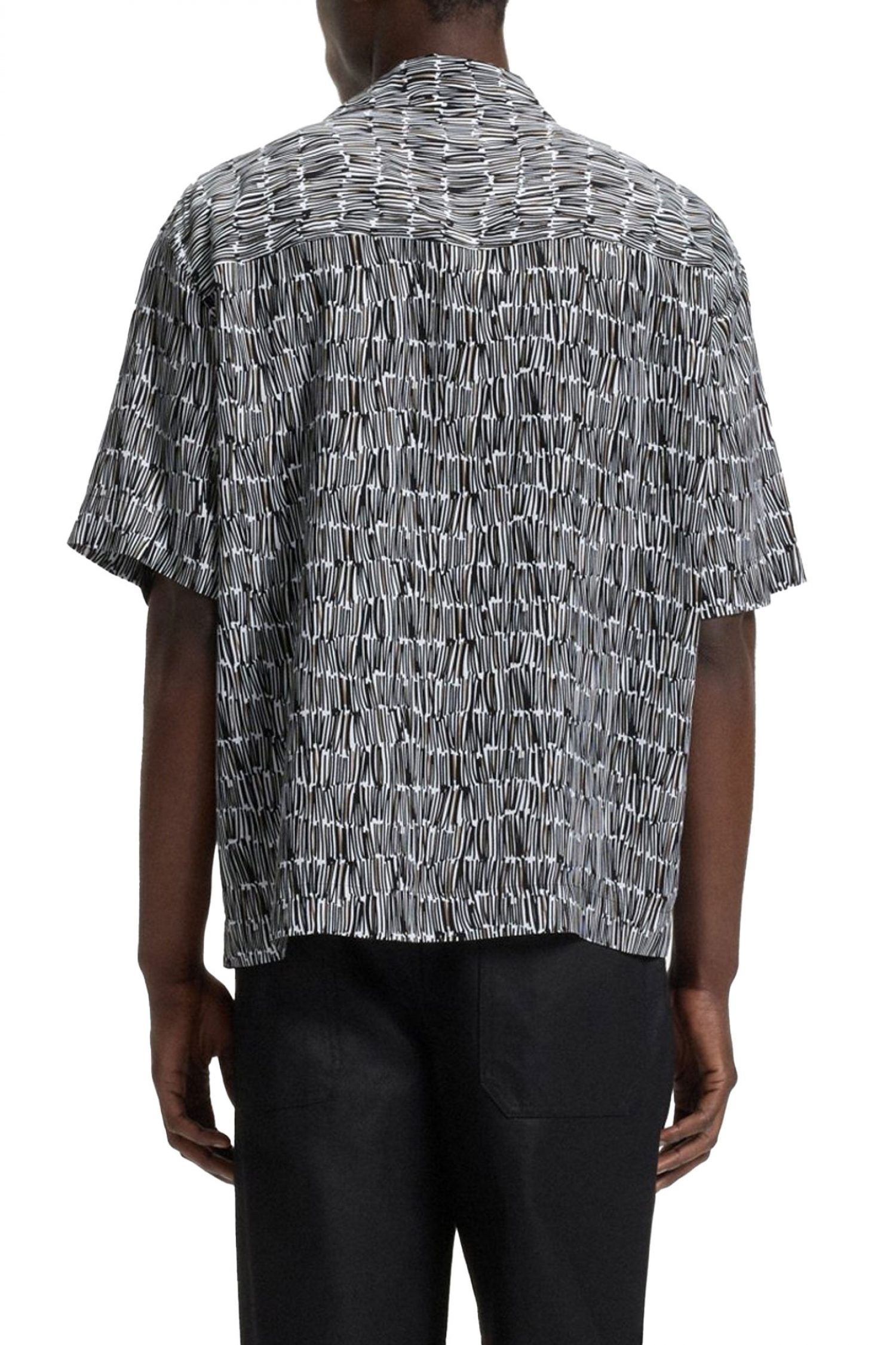 HUGO ΠΟΥΚΑΜΙΣΟ ΚΟΝΤΟΜΑΝΙΚΟ ESPINO ΕΜΠΡΙΜΕ ΜΑΥΡΟ-ΛΕΥΚΟ φωτογραφία