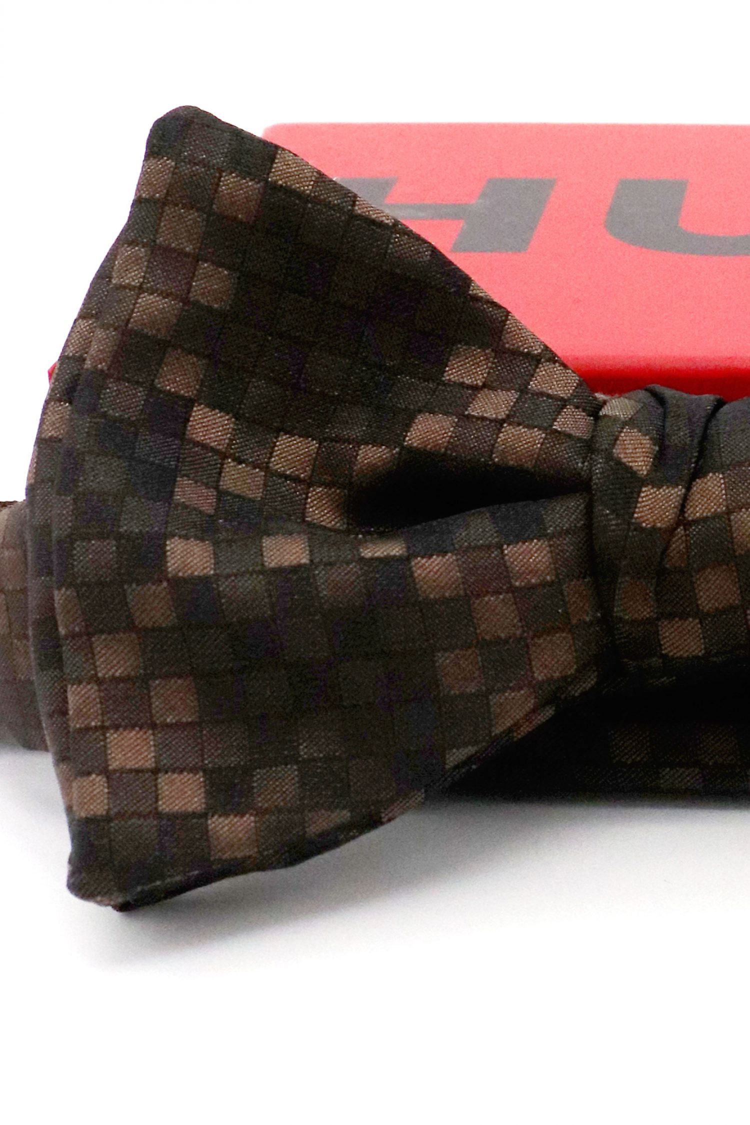 HUGO ΠΑΠΙΓΙΟΝ BOW TIE DRESSY ΜΠΡΟΝΖΕ-ΜΑΥΡΟ φωτογραφία