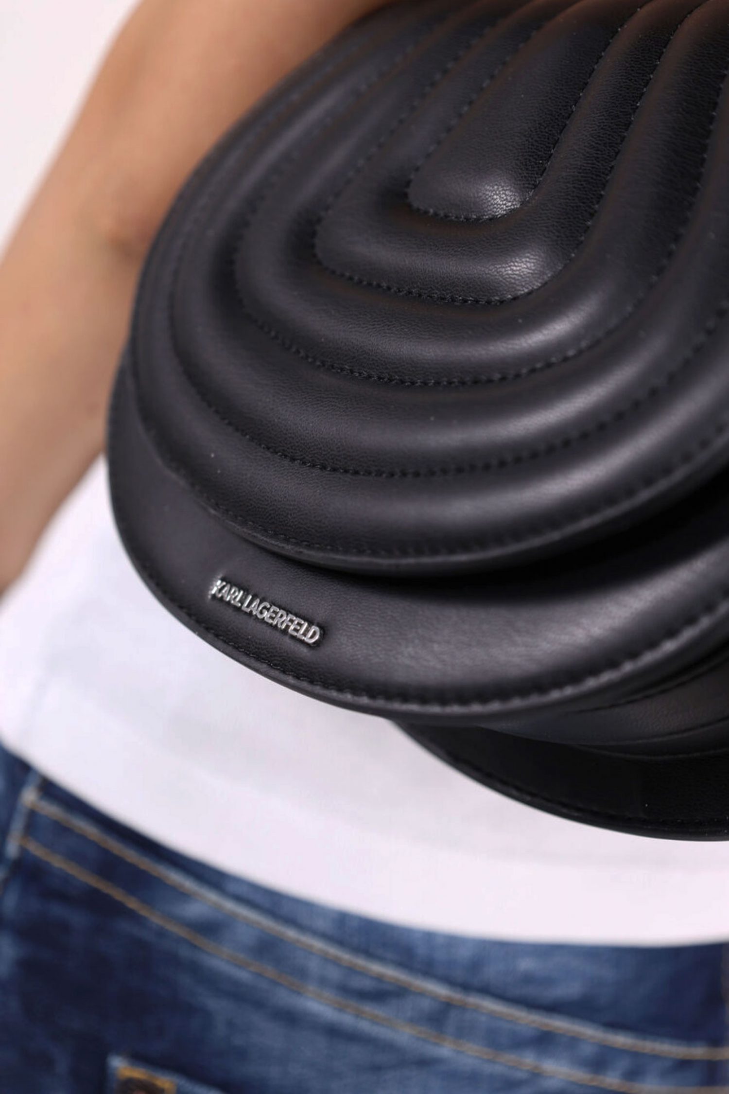 KARL LAGERFELD ΤΣΑΝΤΑ ΩΜΟΥ/CROSSBODY WELLEN SADDLE CB ΜΑΥΡΟ