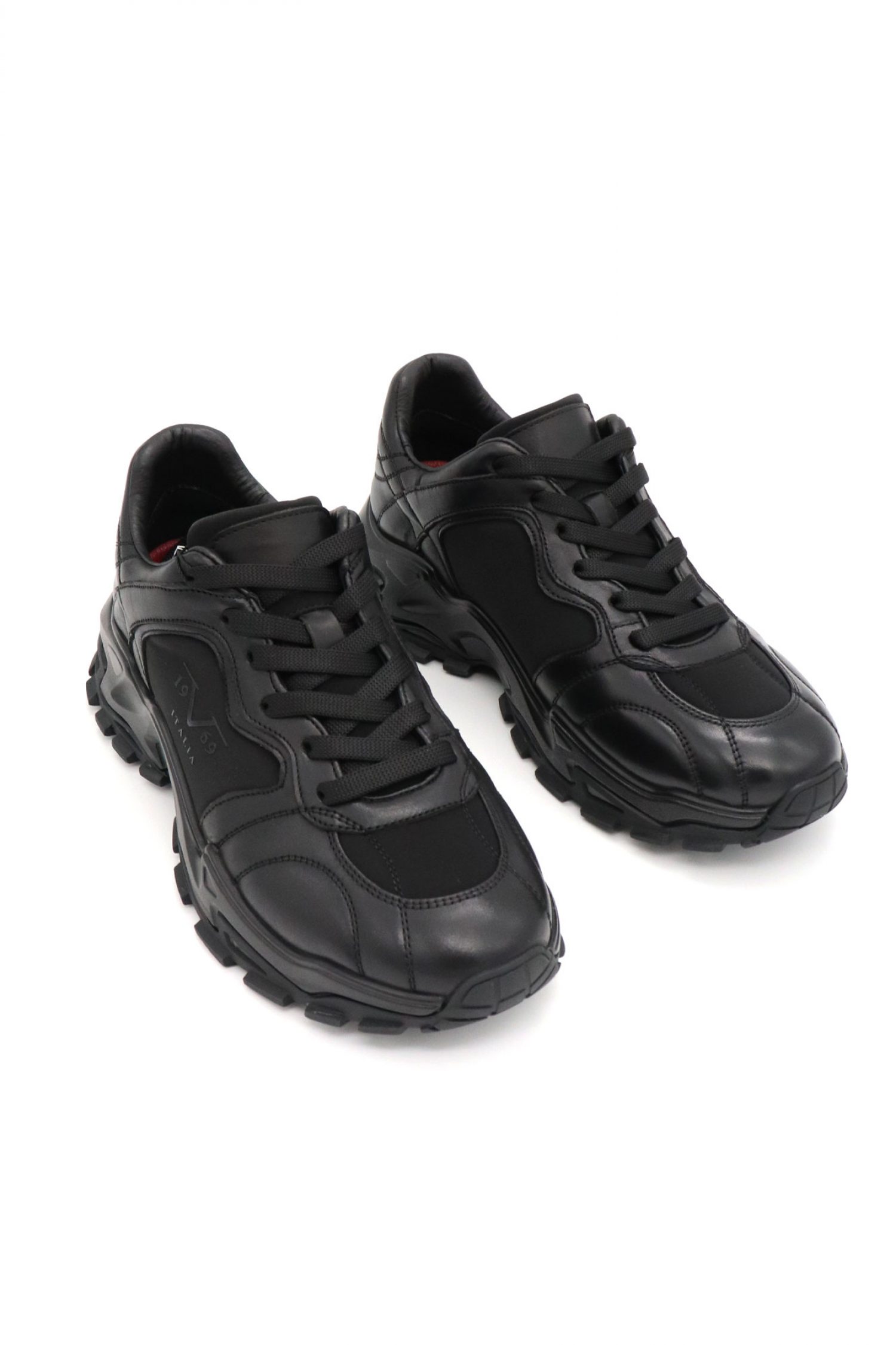 V 19.69 ΠΑΠΟΥΤΣΙ SNEAKERS ΜΑΥΡΟ