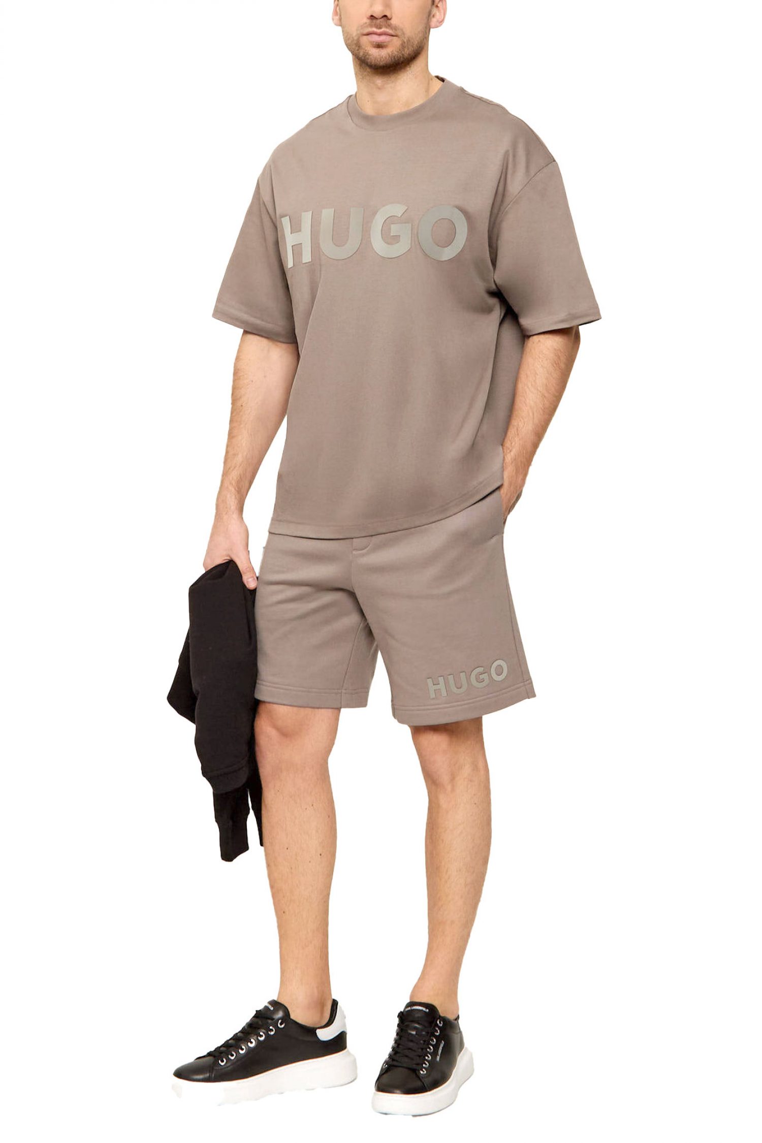 HUGO ΒΕΡΜΟΥΔΑ DINKOE LOGO ΓΚΡΙ-ΚΑΦΕ φωτογραφία