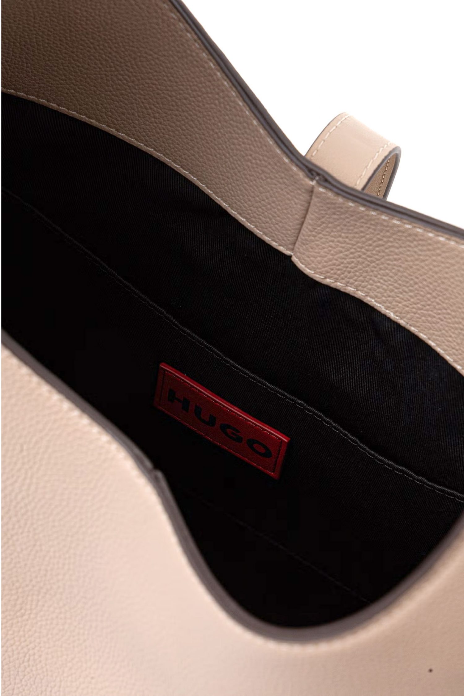 HUGO ΤΣΑΝΤΑ ΩΜΟΥ JAINA_HOBO ΜΠΕΖ