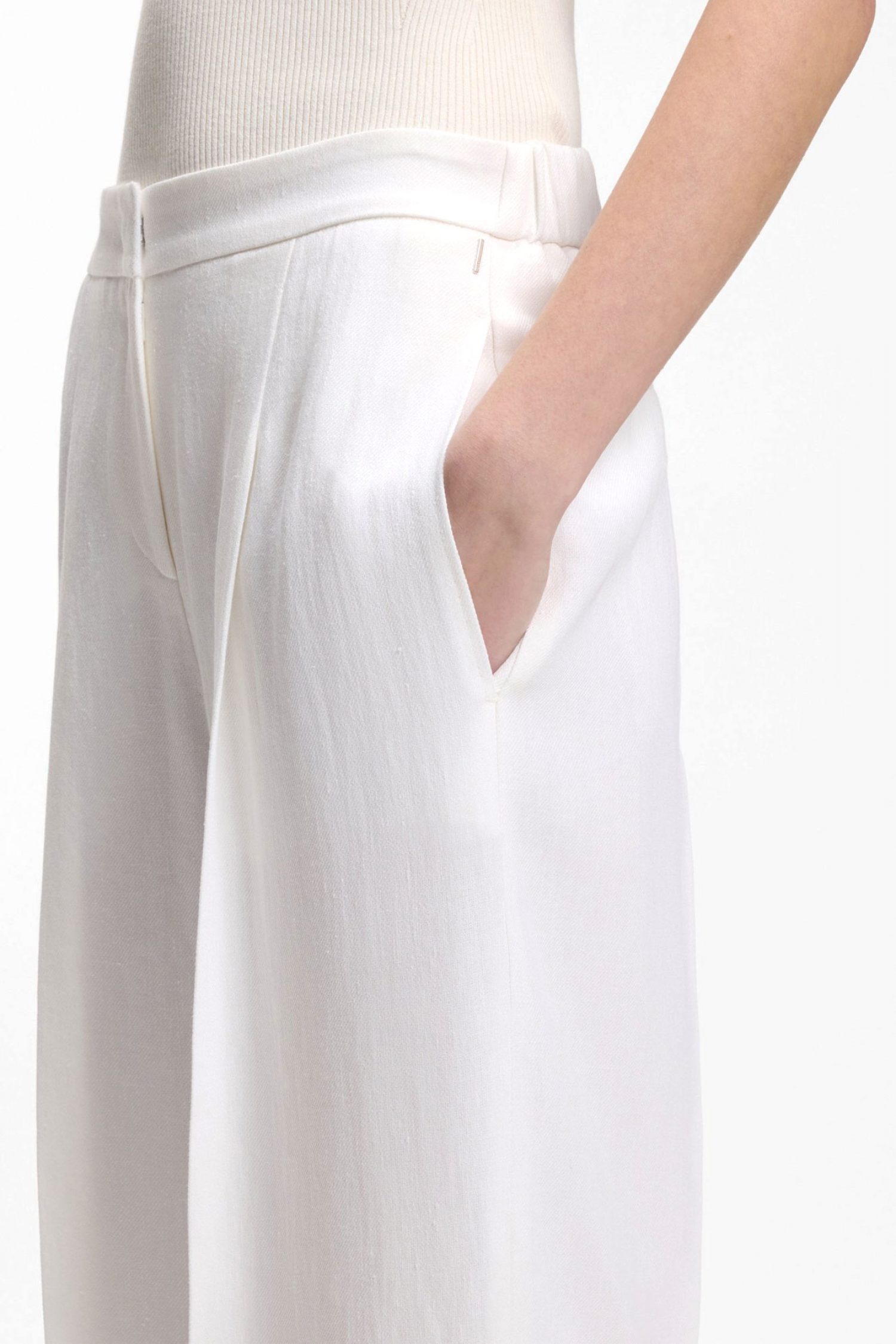 BOSS ΠΑΝΤΕΛΟΝΙ TIANA11 ΛΑΣΤΙΧΟ ΜΕΣΗ ΕΚΡΟΥ