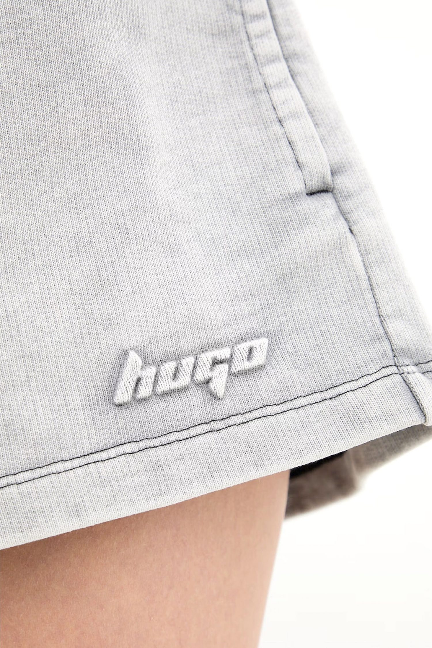 HUGO BLUE ΣΟΡΤΣΑΚΙ NORLINA_B_1 LOGO ΓΚΡΙ φωτογραφία