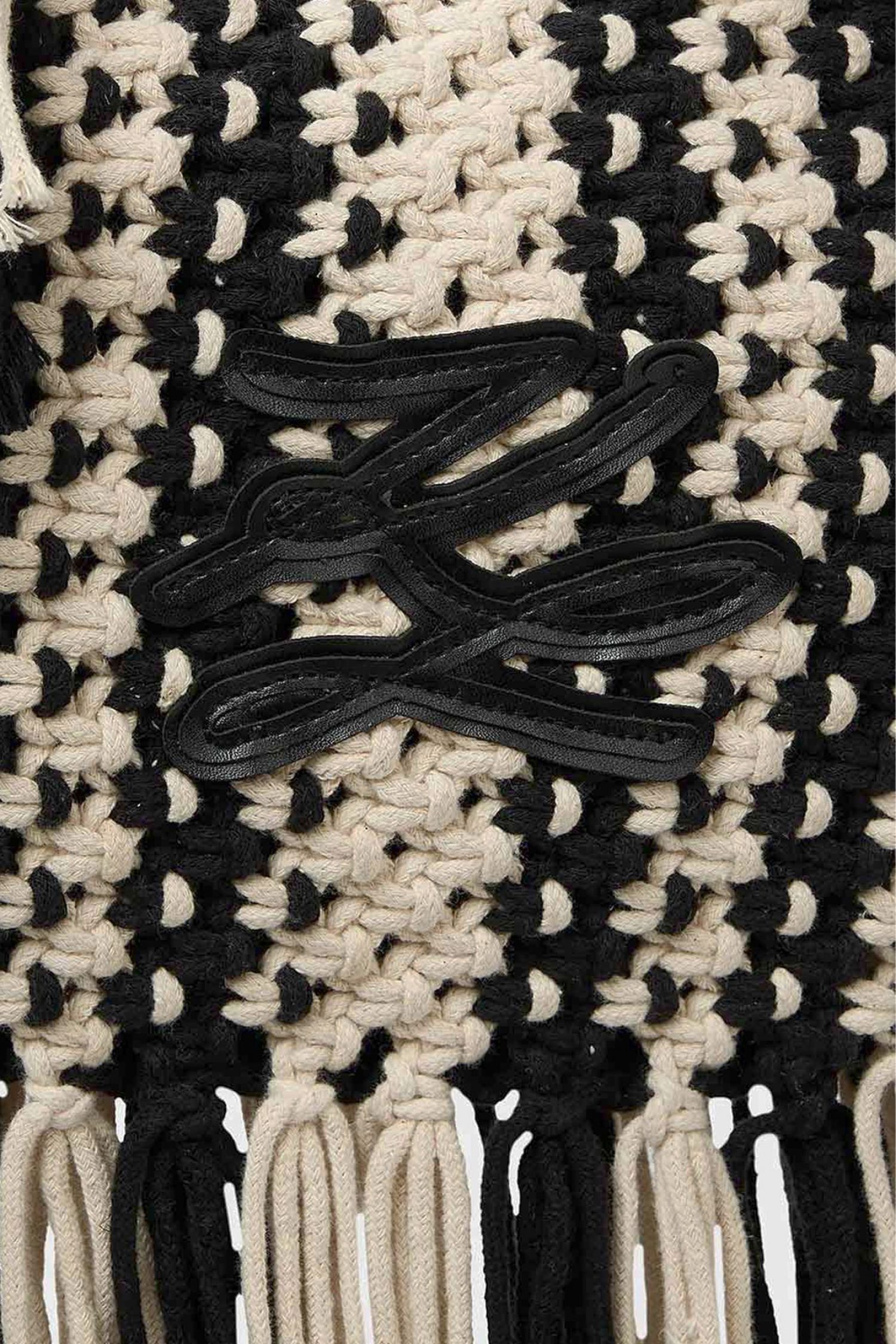 KARL LAGERFELD ΤΣΑΝΤΑ ΩΜΟΥ K/AUTOGRAPH PATCH SHB FRINGE ΚΡΟΣΙΑ LOGO ΜΑΥΡΟ-ΕΚΡΟΥ
