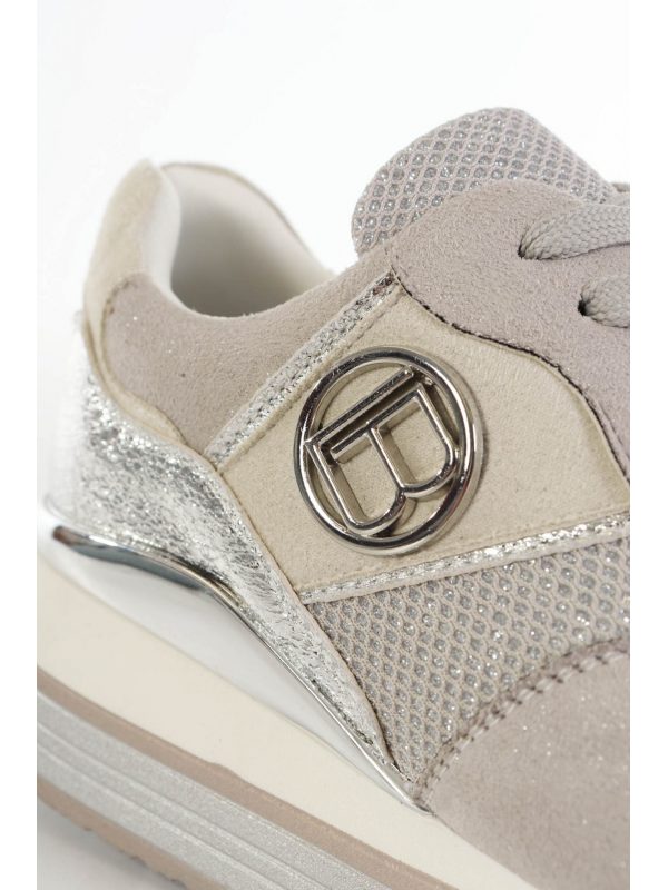 LAURA BIAGIOTTI ΠΑΠΟΥΤΣΙΑ SNEAKERS ME ΓΚΛΙΤΕΡ ΑΣΗΜΙ LOGO ΓΚΡΙ - Image 3