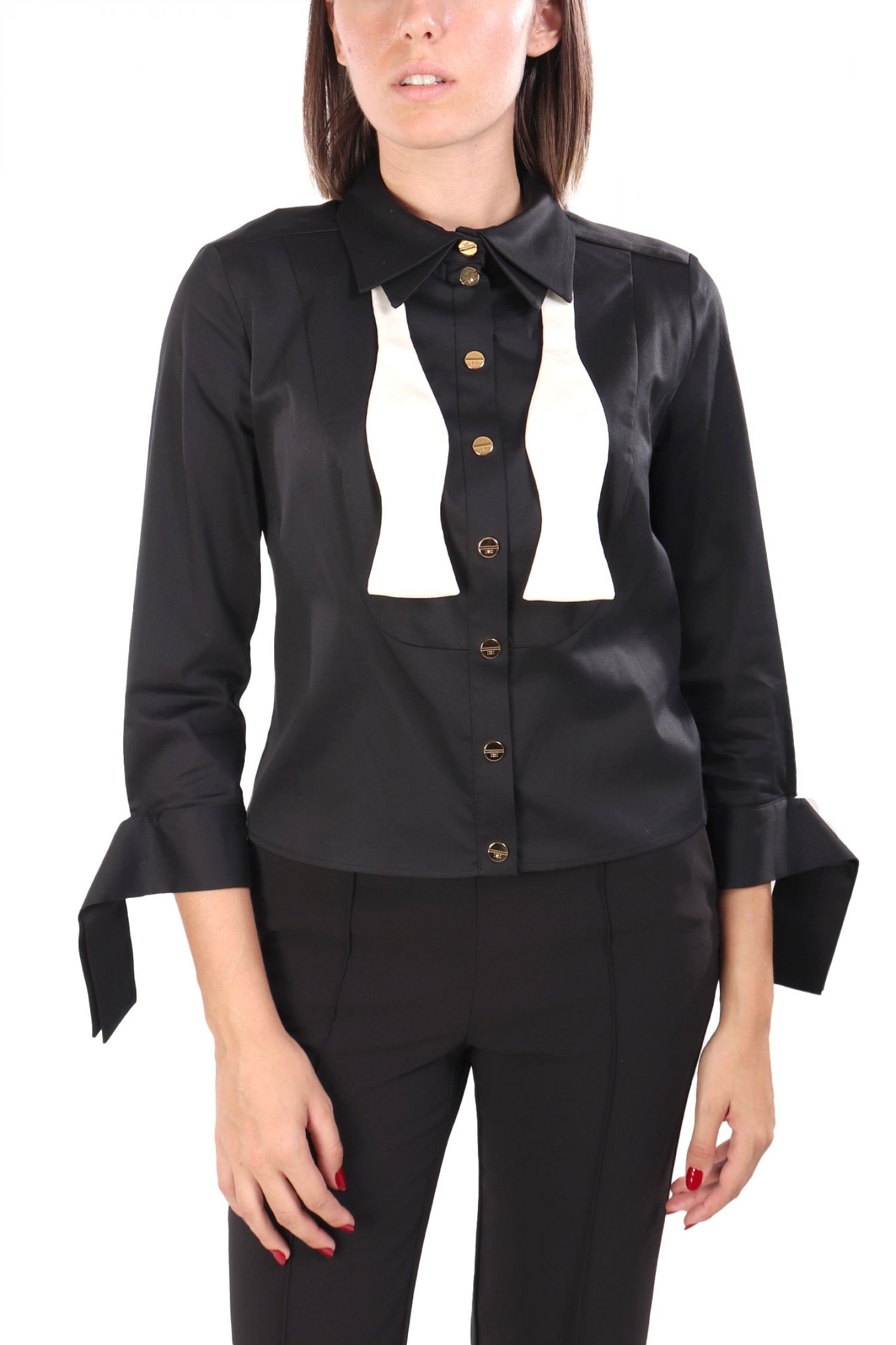 ELISABETTA FRANCHI ΠΟΥΚΑΜΙΣΟ SLIM FIT ΜΕ ΠΑΠΙΓΙΟΝ ΜΑΥΡΟ